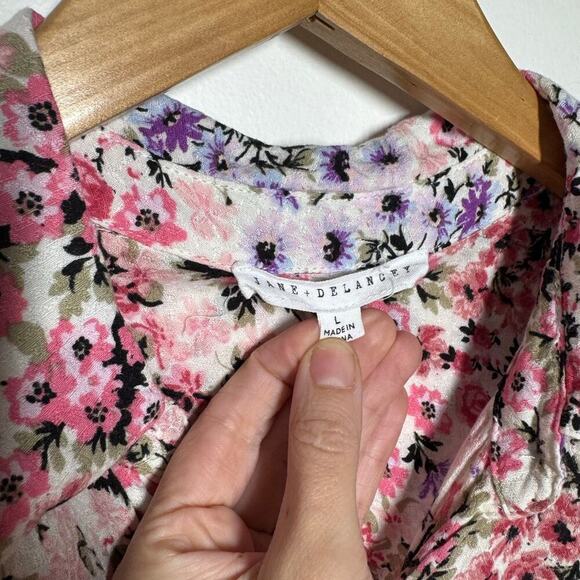 Jane & Delancey Top Women L Button Down Floral Long Sleeve Spring Collared Shirt - Picture 4 of 5